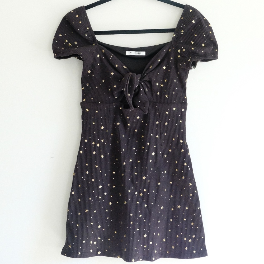 Glamorous tie front tea dress in star print